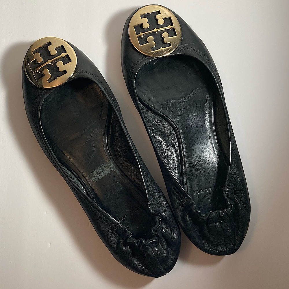 Tory Burch Black Gold Logo Leather Reva Ballet Flats Sz 8.5